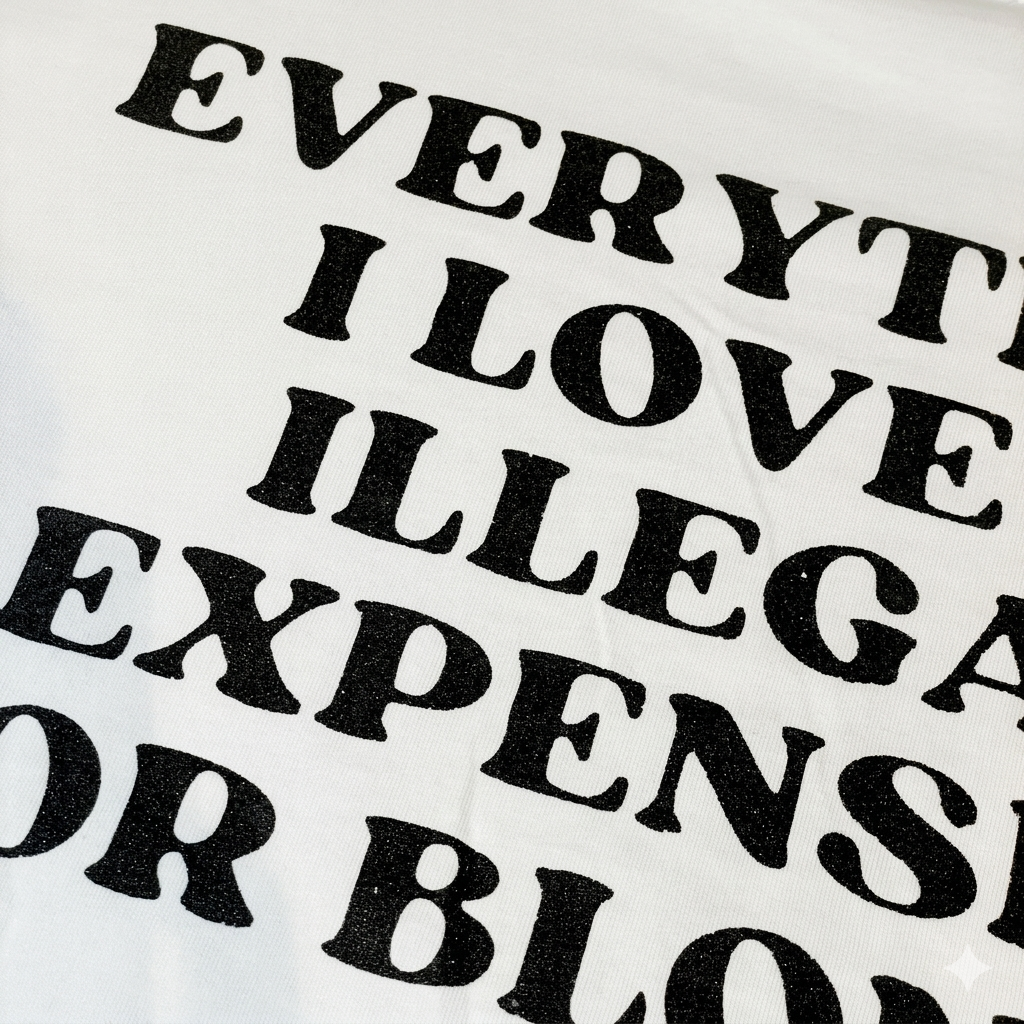 NO BRAND - TEE ILLEGAL - BIANCO