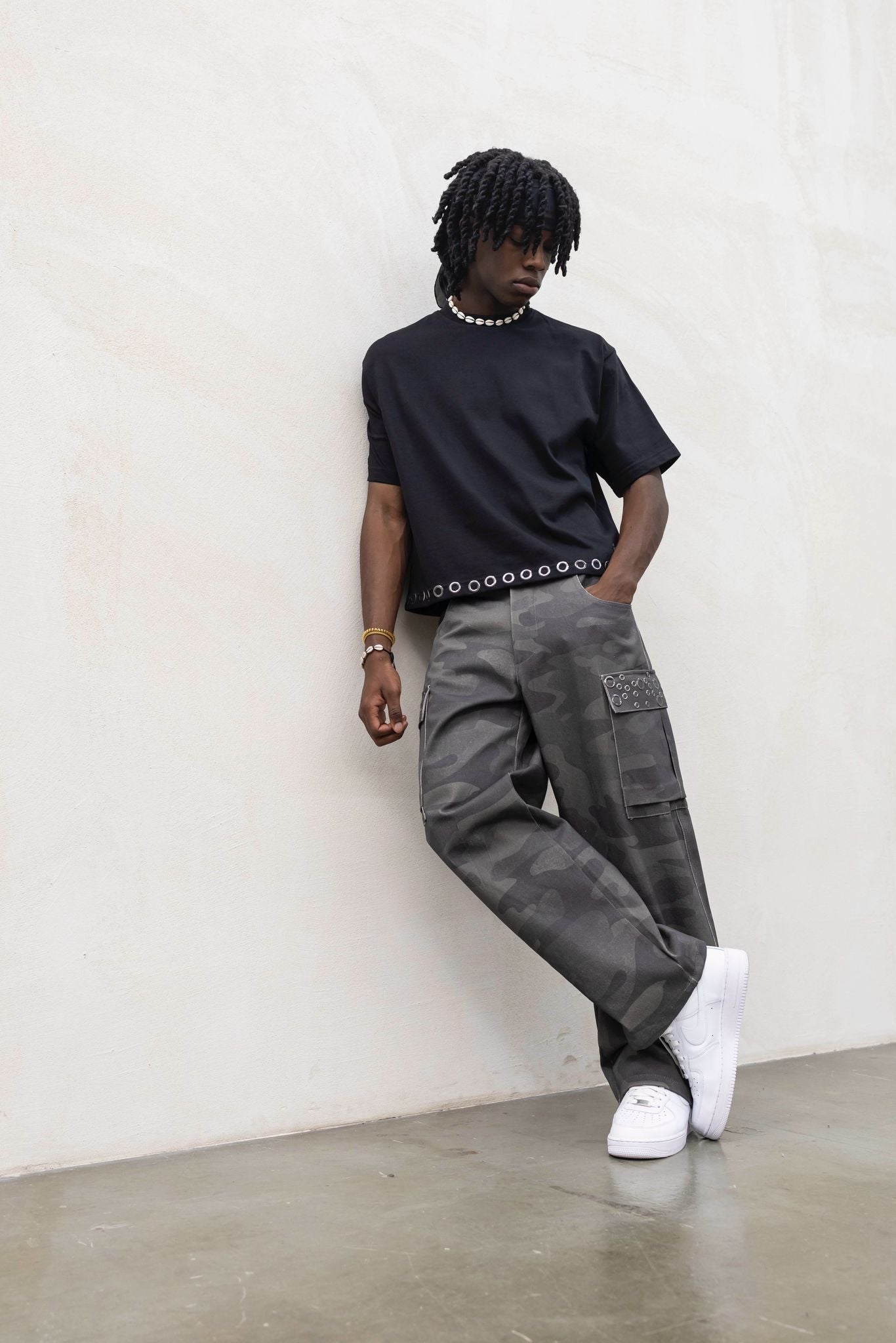 PRESENT - T-SHIRT BORCHIE - NERO