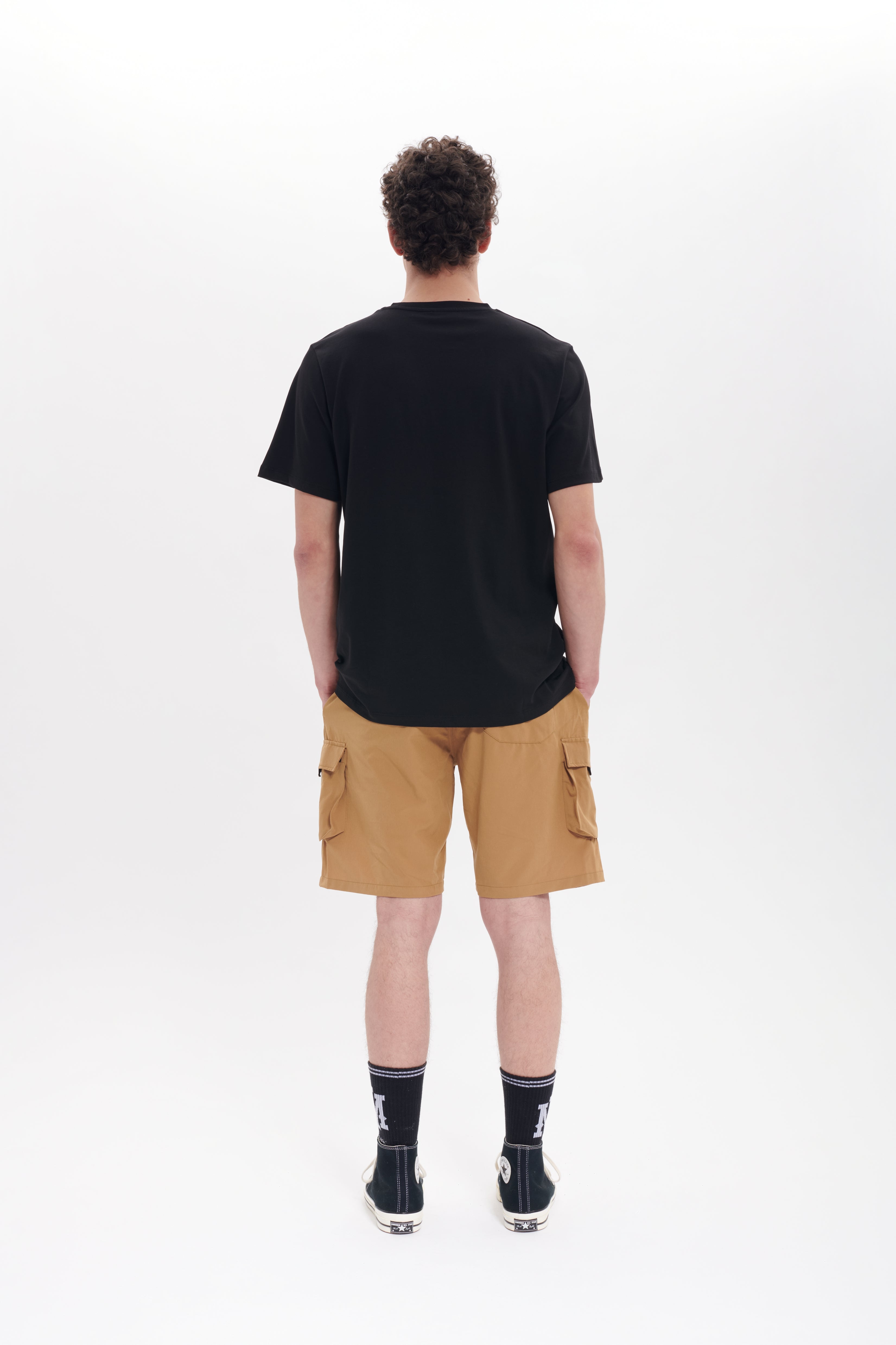 DOLLY NOIRE - TEE MEWTWO APPEARED