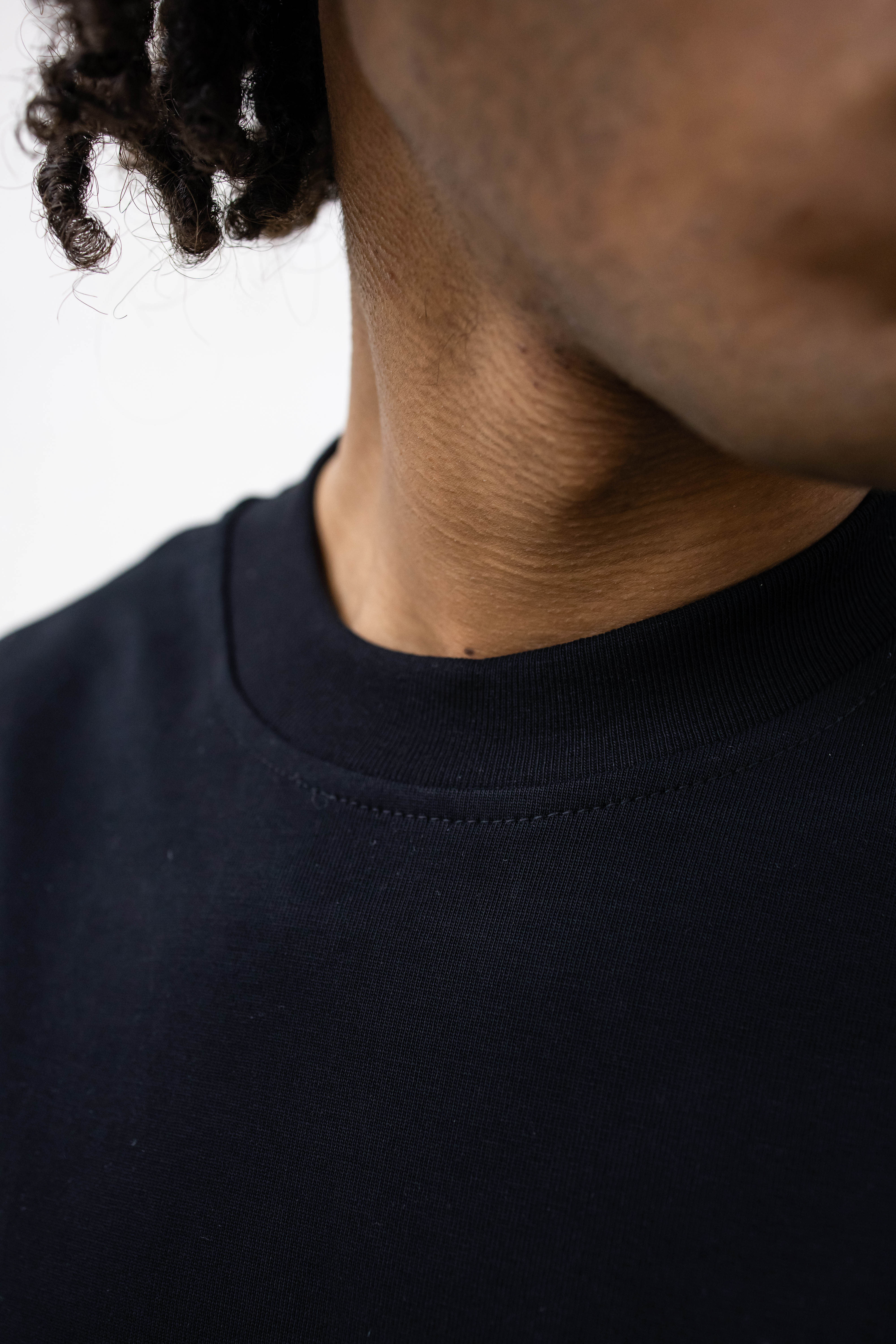 NO BRAND - T-SHIRT COMPACT - NERO