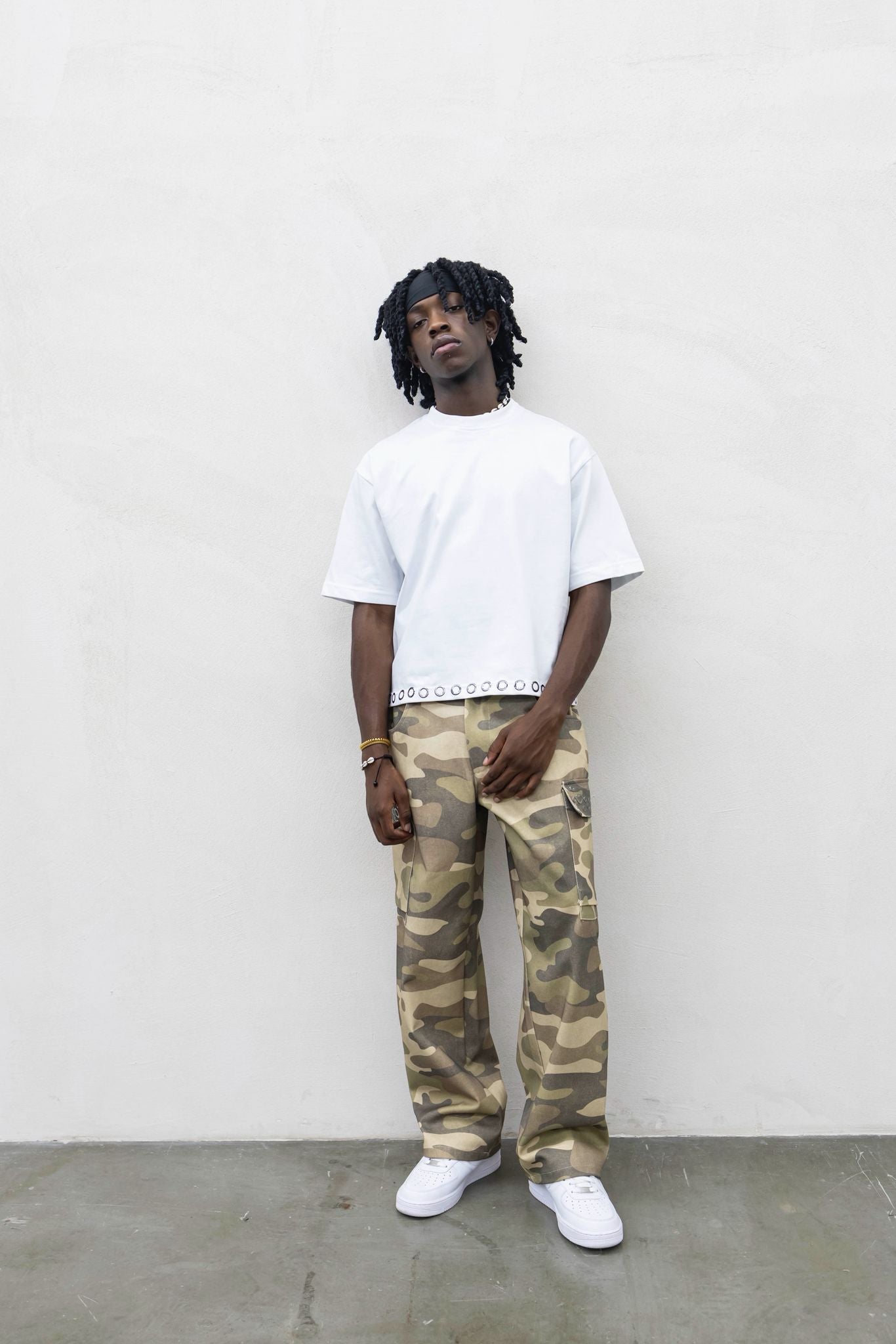 PRESENT - CARGO BORCHIE - CAMO